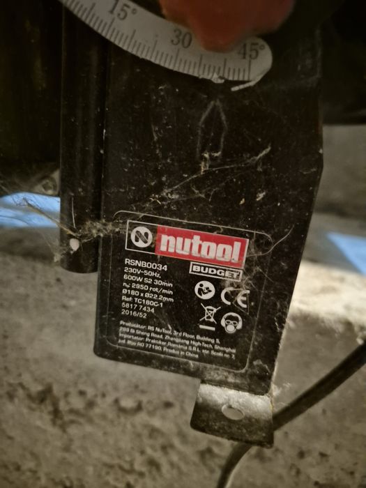 Masina electrica taiat gresie faianta, funcționează ca un abricht