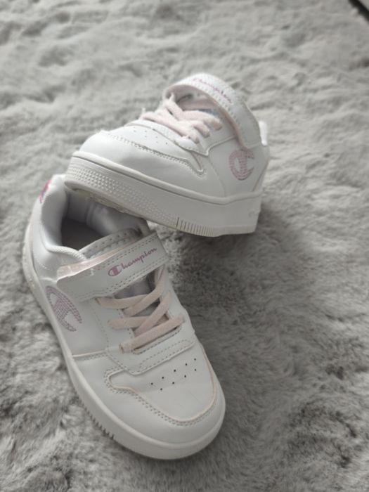 Adidași Champion Nr 29