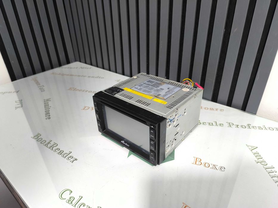 Sistem multimedia auto NavGear PX-8335-675, GPS si radio