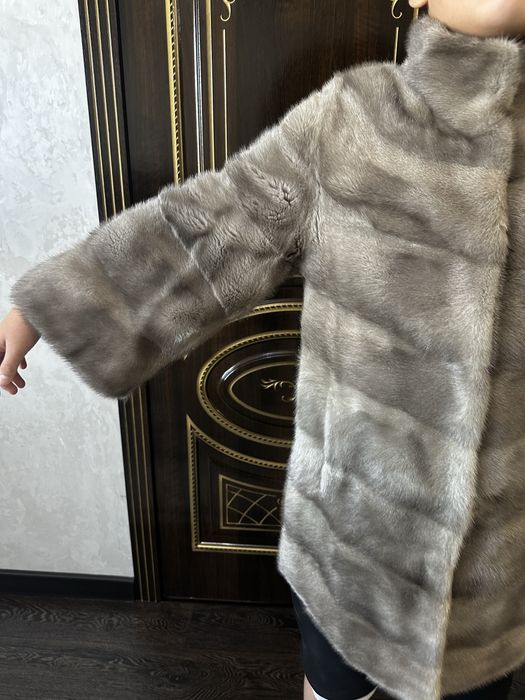 Продам норковую шубу