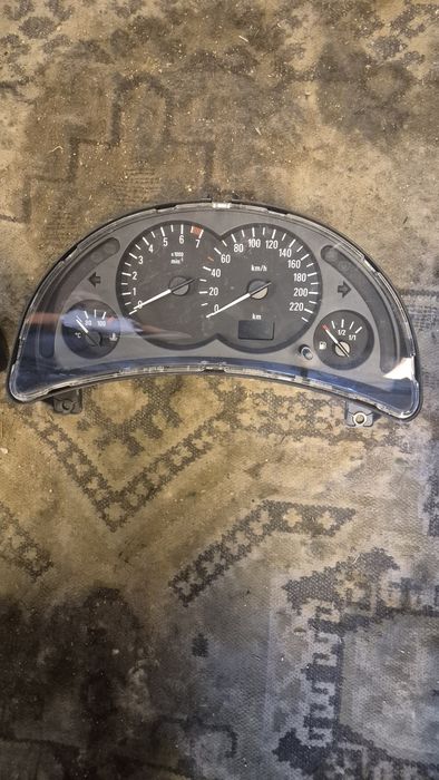 Оригинални Табла / Километраж за Опел Корса Ц 2000- 2005г