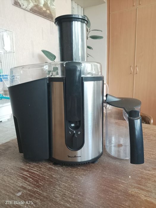 Соковыжималка Moulinex