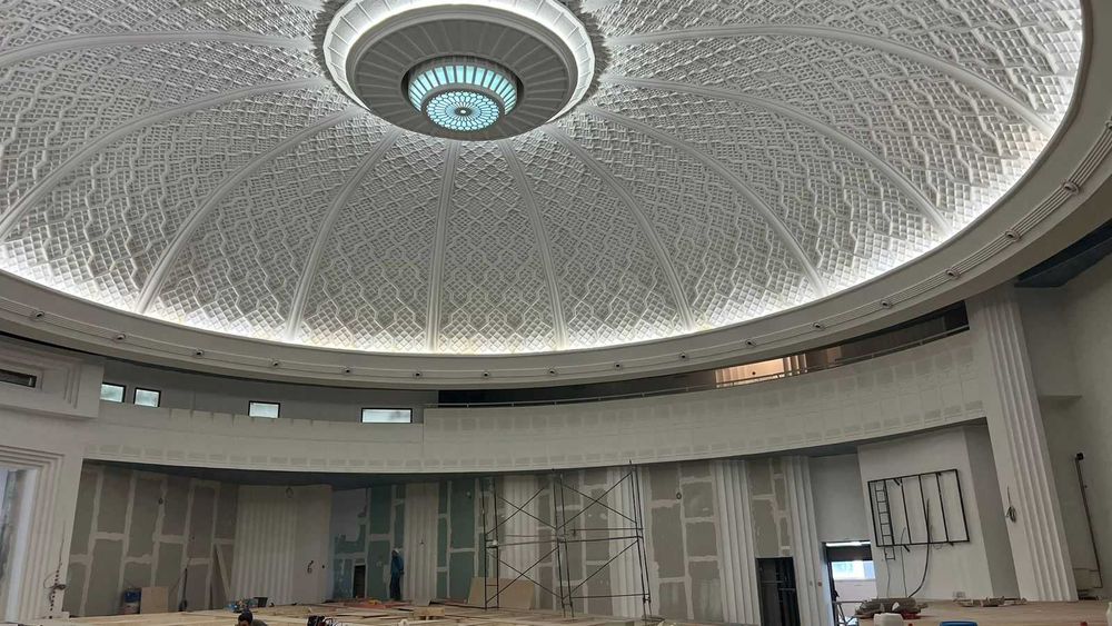 Лепнина из гипса, лепка