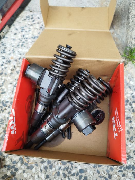 Продавам дюзи за Ауди и Фолксваген BKD 2.0TDI