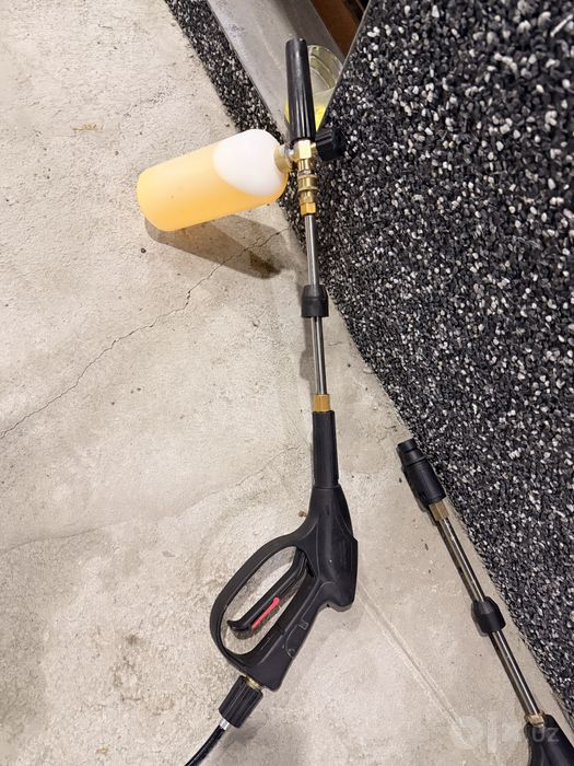 Yuqori Bosimli avtomobil yuvish moslamasiMOON 2200 W,karcher,avtomoyka