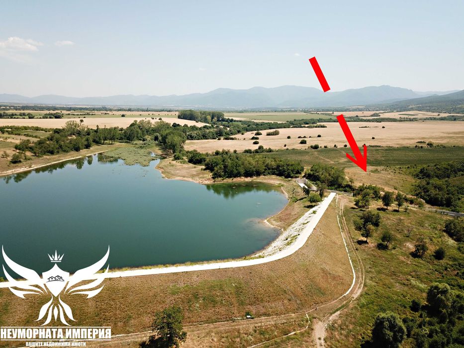 Продавам земя 2620кв. първа линия на язовир Мулдава