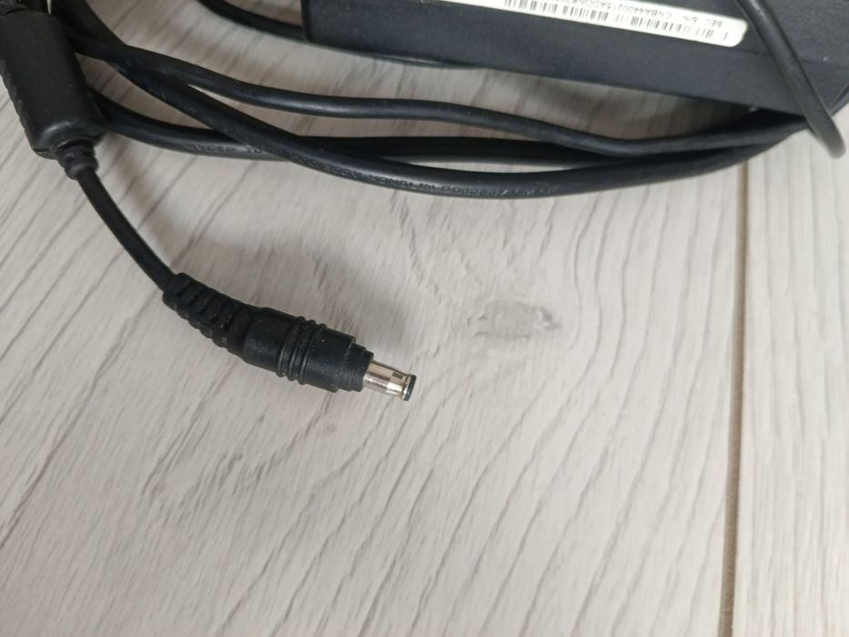 Ноутбукке адаптер