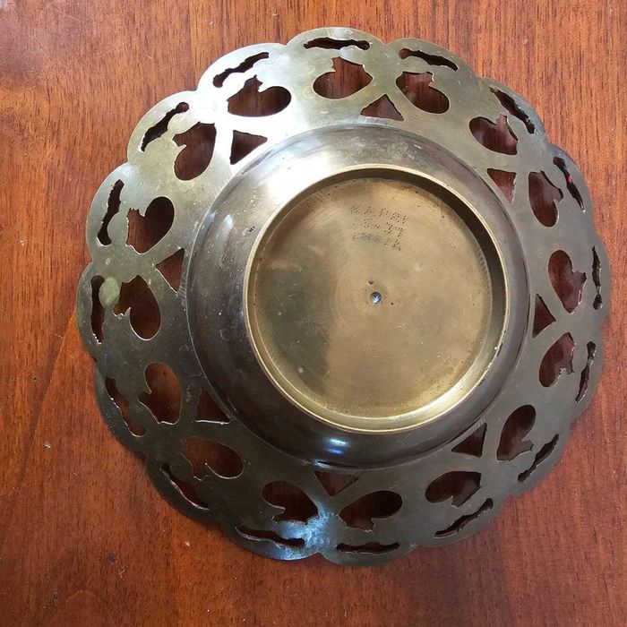 Латунная вазочка. Индия.