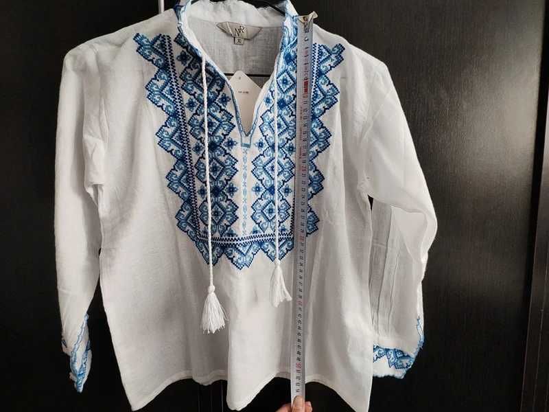 Ie băieți, noua, cu eticheta 10-11 ani