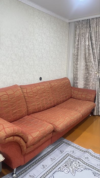 Продам диван с креслом