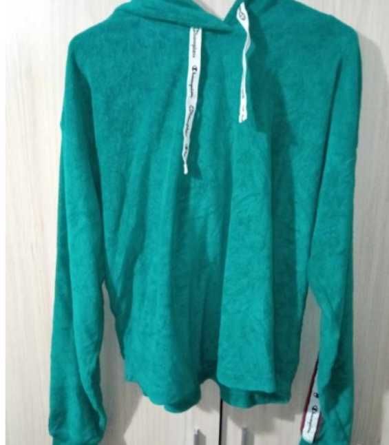 Champion и Levis - оригинални дамски суичъри! Топ състояние!