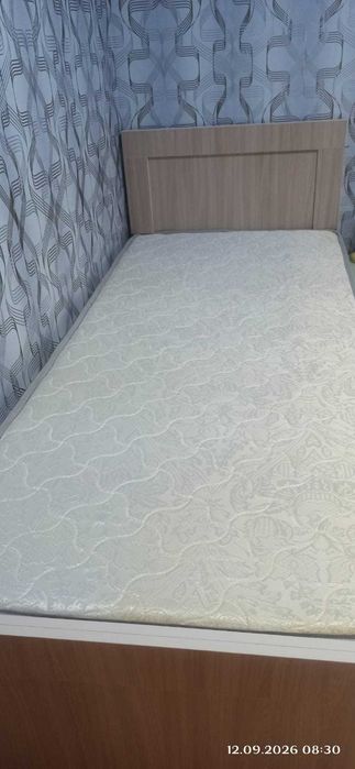 кровать в отличном состоянии