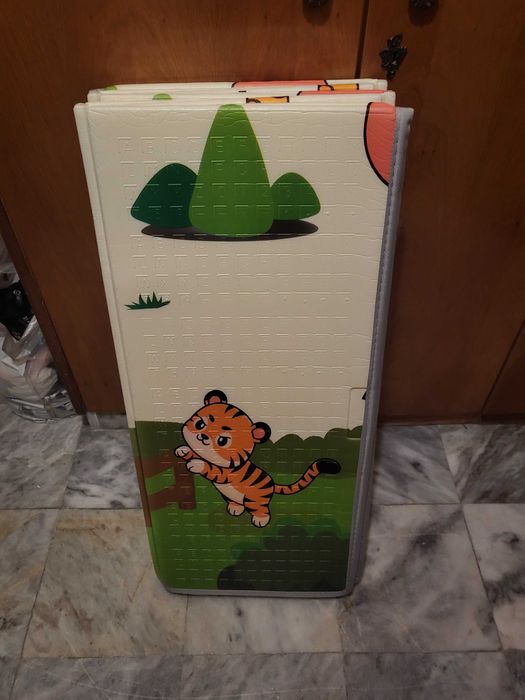 МОНИ детско Сгъваемо термо килимче