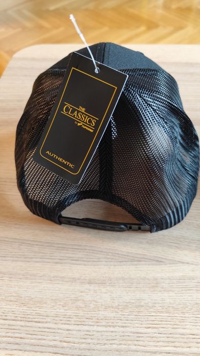 Șapcă Yupoong The Classics SNAPBACK editie speciala