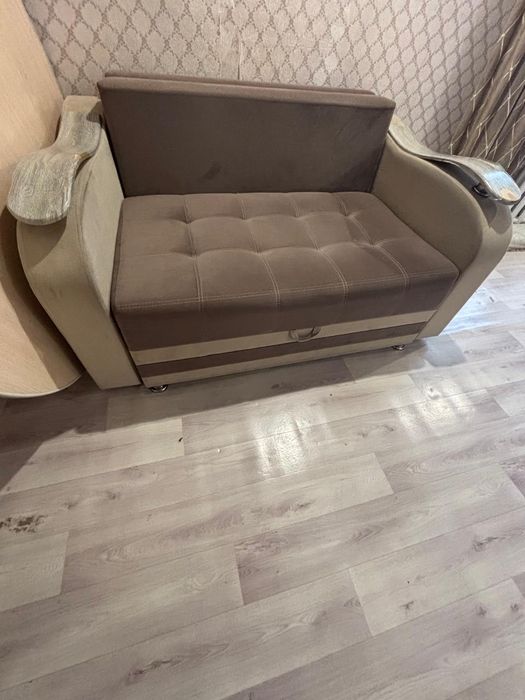 Продам новый диван