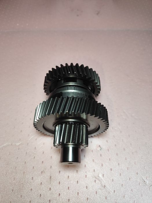 Вал редуктора коробки передач