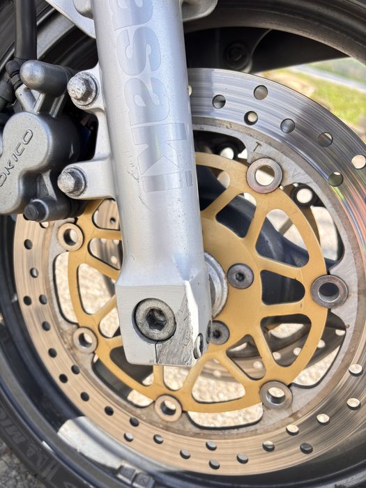 Kawasaki zr 7s 750cmc model 750 F