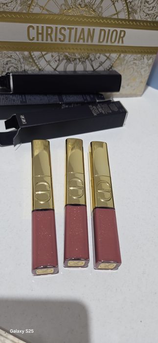 Dior rouge  sequin  лимитирано блестящо червило 420 pink star