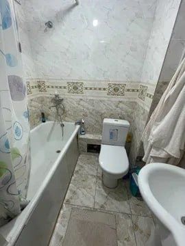 Квартира на Себзар -Корзинка 1*2/2/5 общ пл 42м ,балкон 2*6