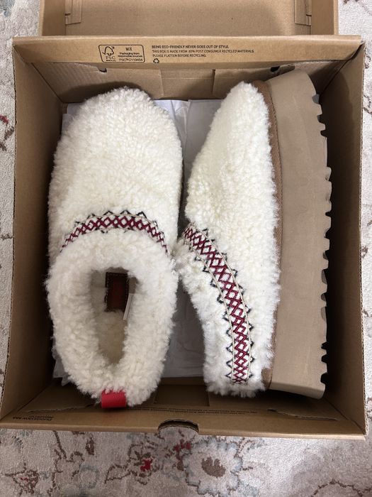 Продам угги из натуральной овчины -38 размер