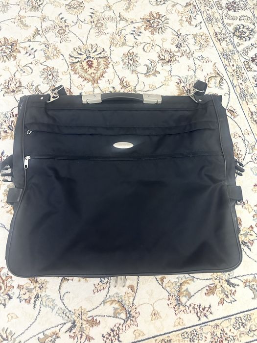 Продаю порплед  - сумку для костюма