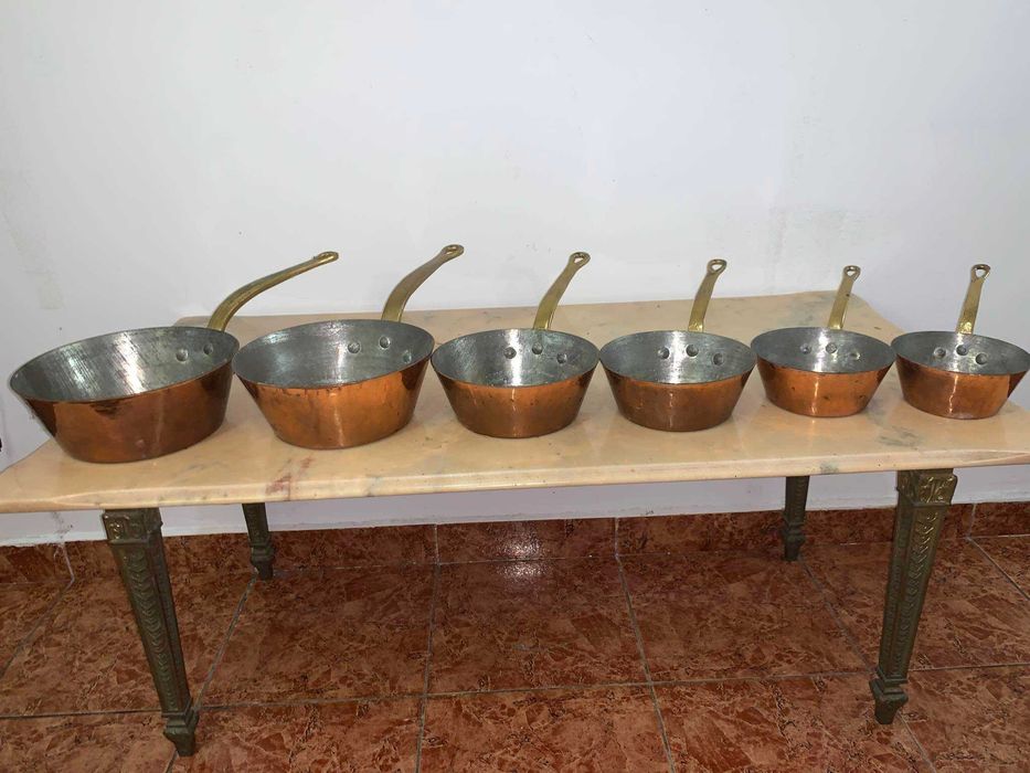 Oale din cupru si maner din bronz