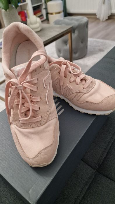 Adidași New Balance