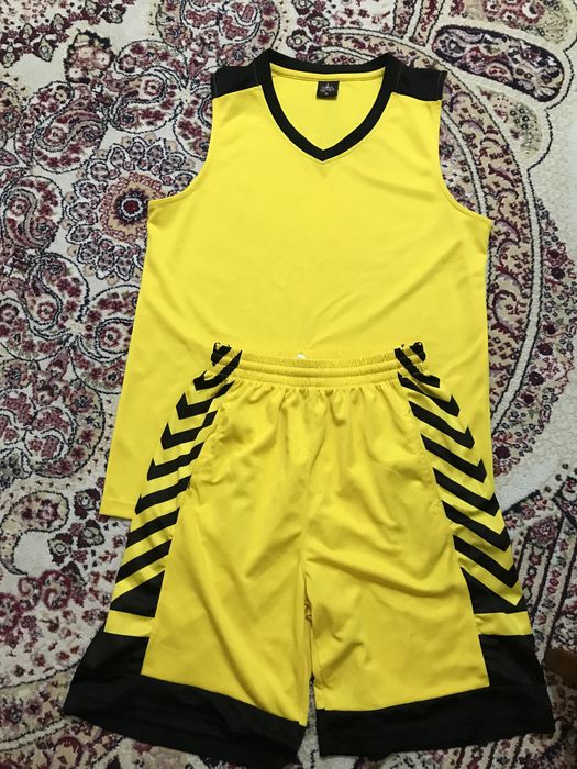Баскетбольный форма