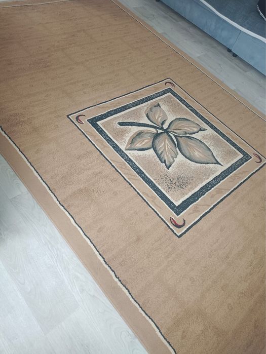 продам ковер большой