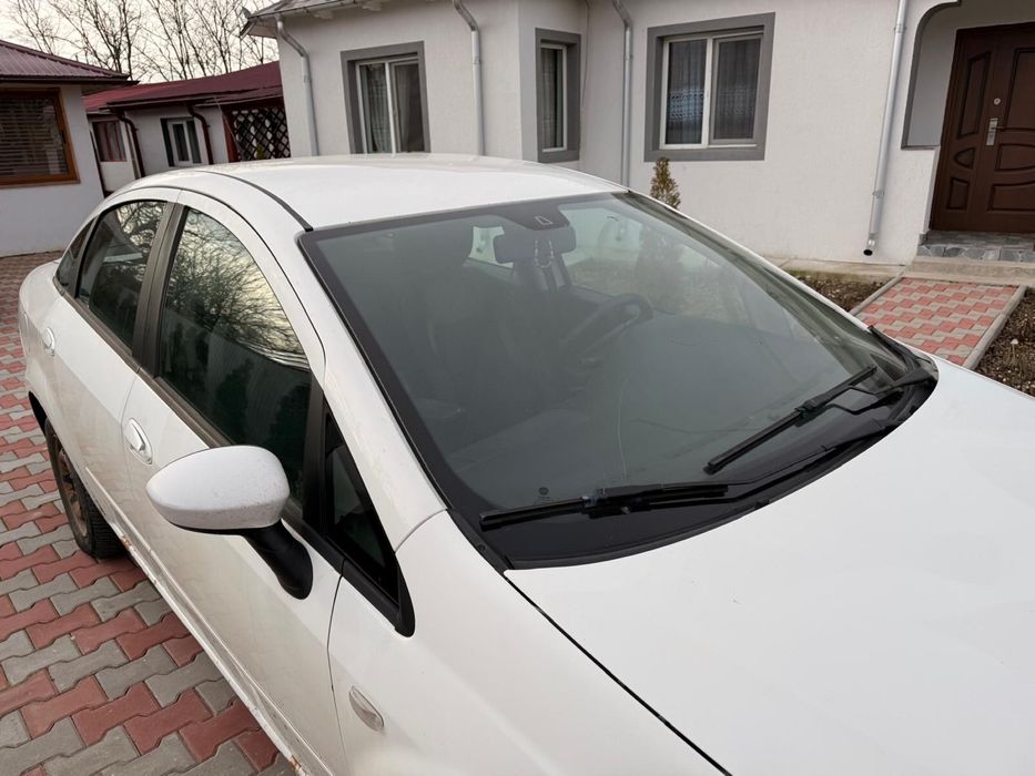 Fiat Linea 2011