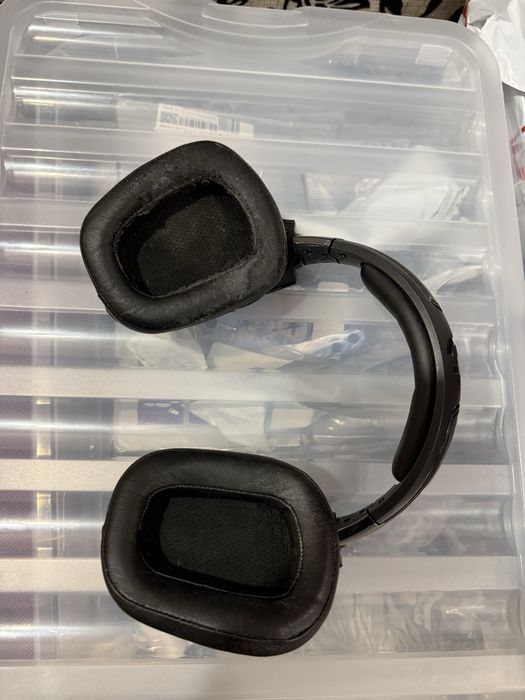 Folosite - Casti gaming wireless Logitech G935 RGB, surround 7.1