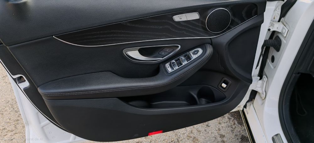 Mercedes Benz C class 9G tronic