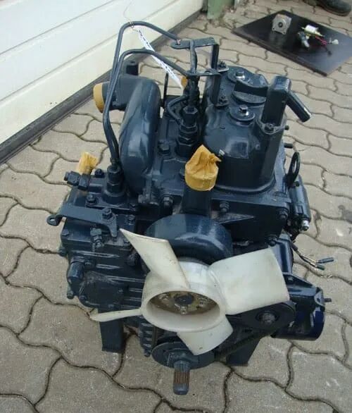 Motor pentru utilaje de constructii Kubota Z650