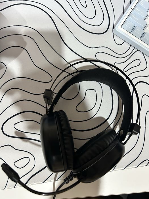 Продам игровые наушники