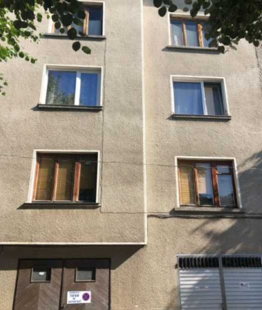 Продава се Многостаен апартамент в Пловдив, Христо Смирненски - 214 кв.м за 427 €/кв.м - Снимка #1