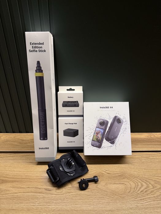 Insta360 X4 8K Полный комплект