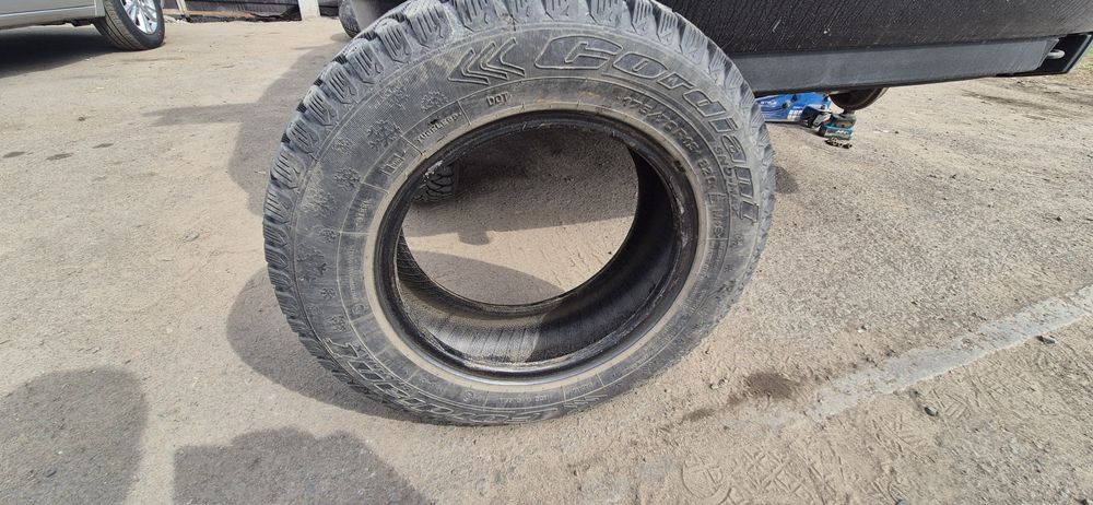 Продам шины на 13