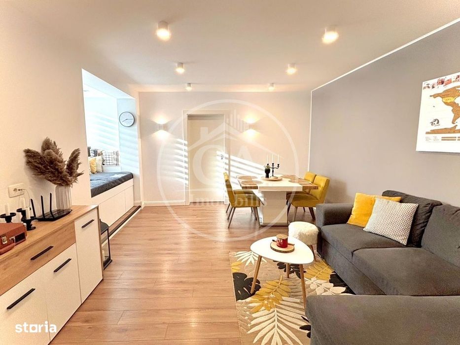 Apartament de vanzare  cu 3 camere Lux in zona Rogerius, Oradea.