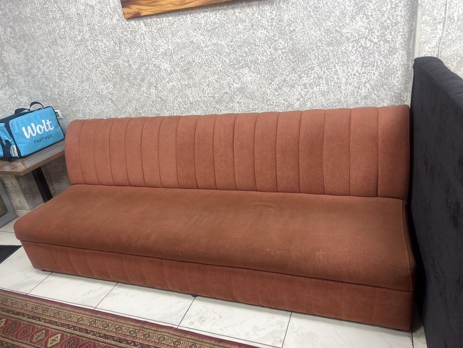 Диваны для кафе общепита