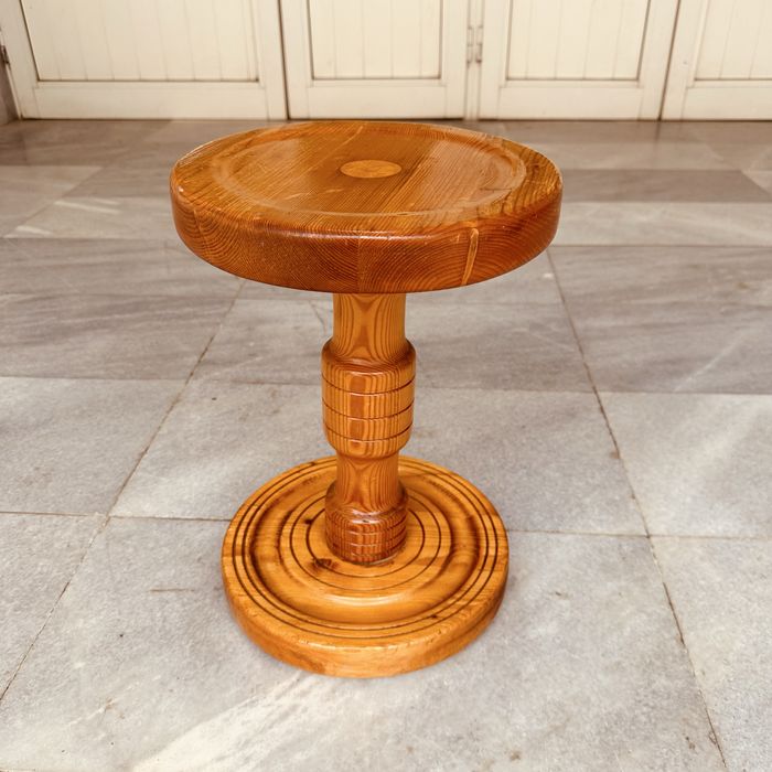 Шведско дървено столче от масив