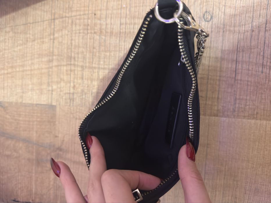 мини чанта Бершка