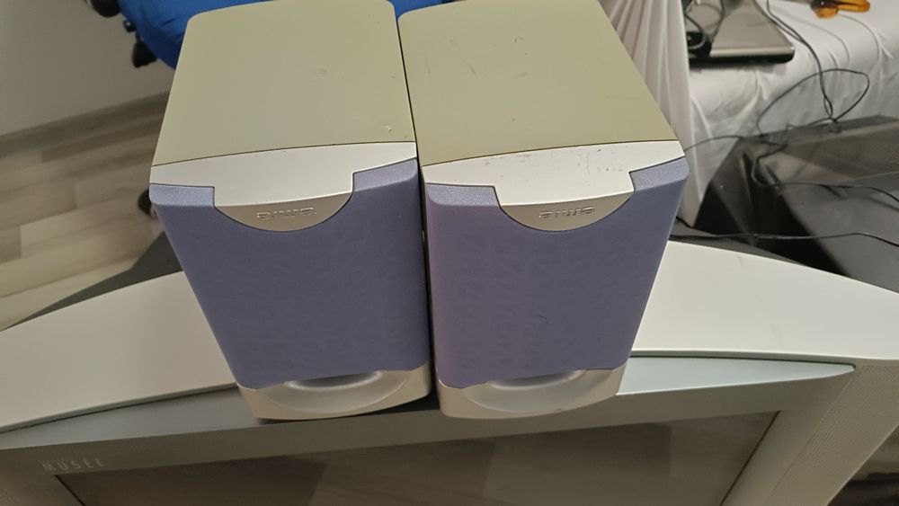 Tot ce se vede tv color cu tub + 2boxe  tot la 150lei Campina