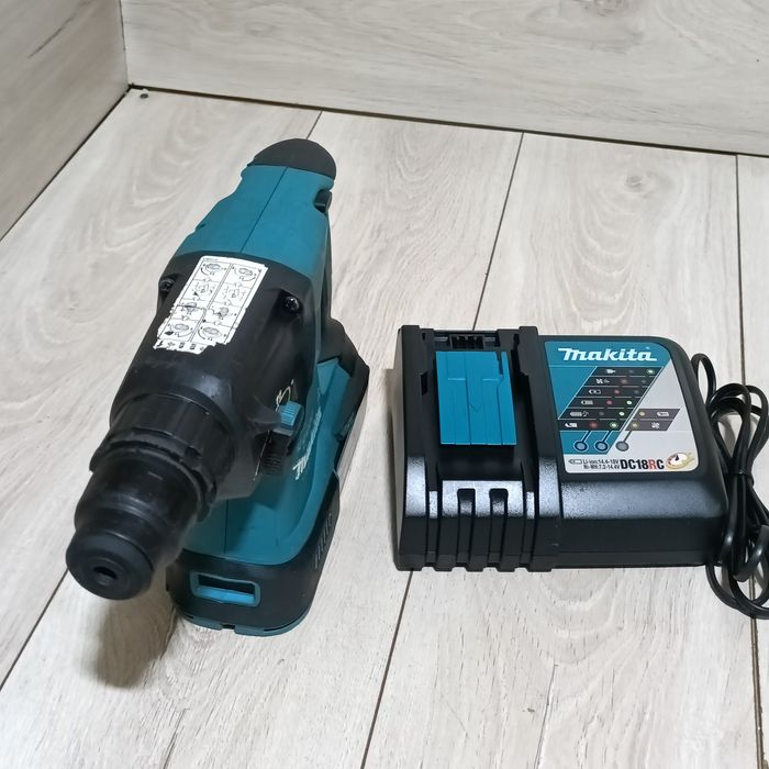 Rotopercutor SDS Plus Makita DHR242