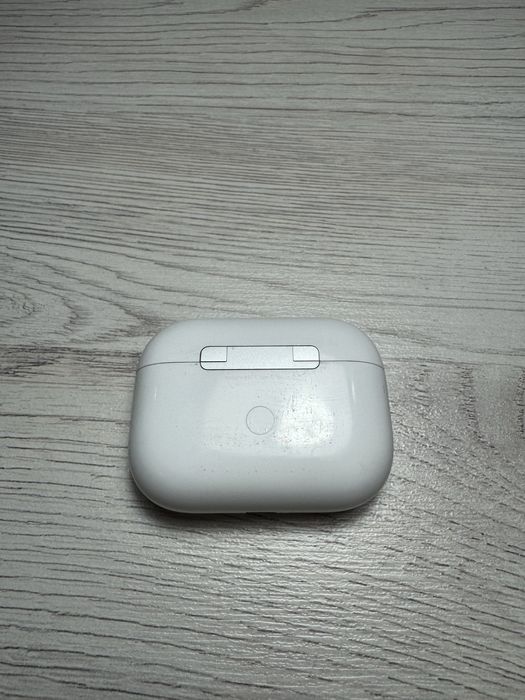 Продам Оригинальный Apple AirPods Pro
