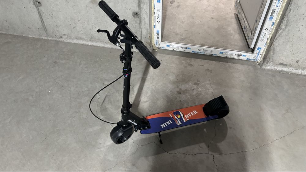 Trotineta copii cu cric si frana