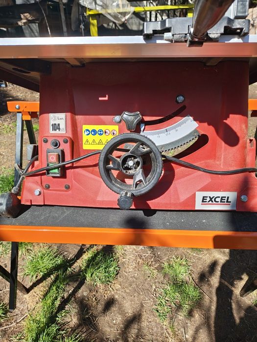 Настолен циркуляр