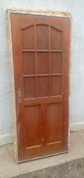 Продам двери б/у