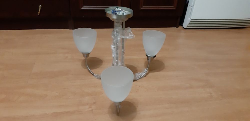 полилеи и нощни лампи