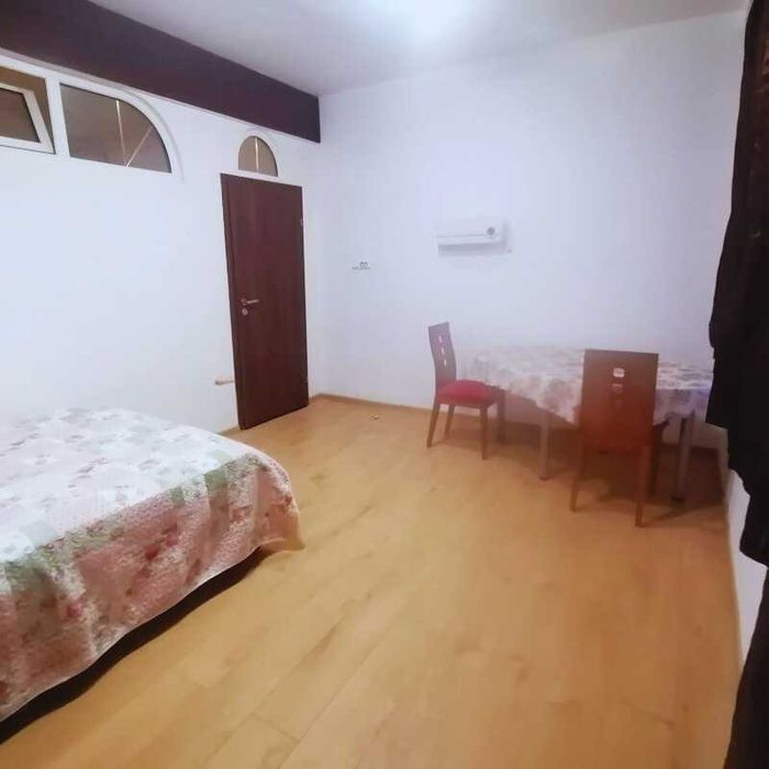 Дава се под наем Четиристаен апартамент в София, Център - 110 кв.м за 678.3 € - Снимка #3