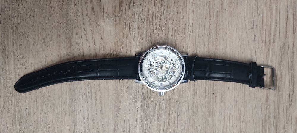 Ceas barbatesc mecanic  Winner